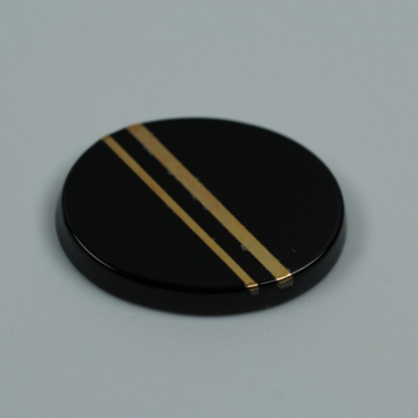 onyx-signet-gold-diag-stripe-20x15-oval