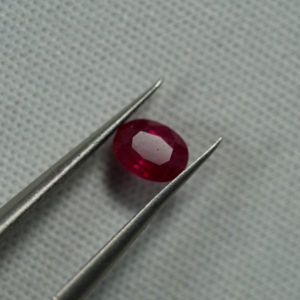 ruby-5x4-faceted-oval