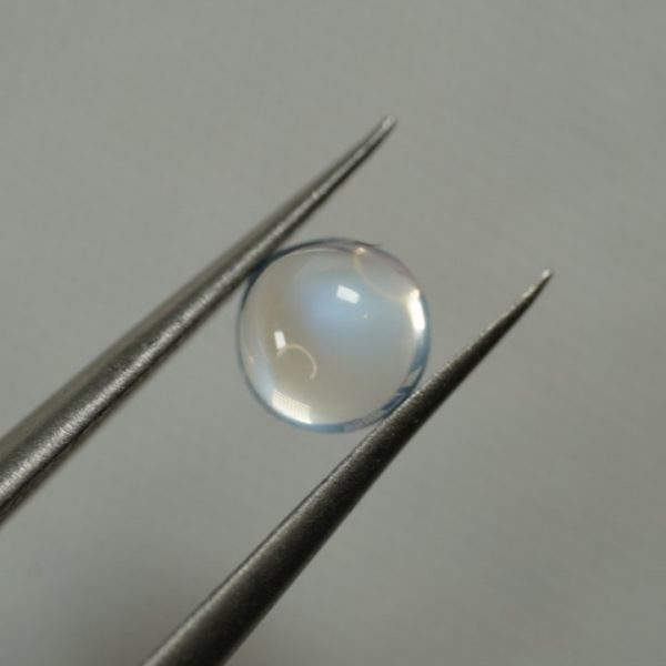 moonstone-5mm-round-cabochon-auction