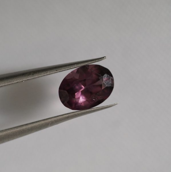 natural-spinel-6-9x5-oval-faceted-0-71ct