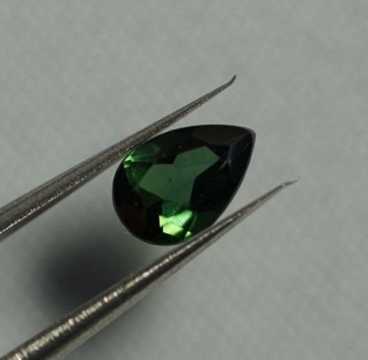 tourmaline-6x4-faceted-pear