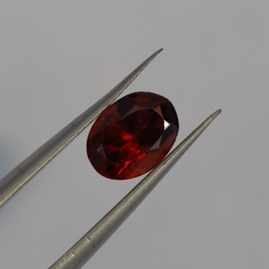 garnet-oval-gemstone